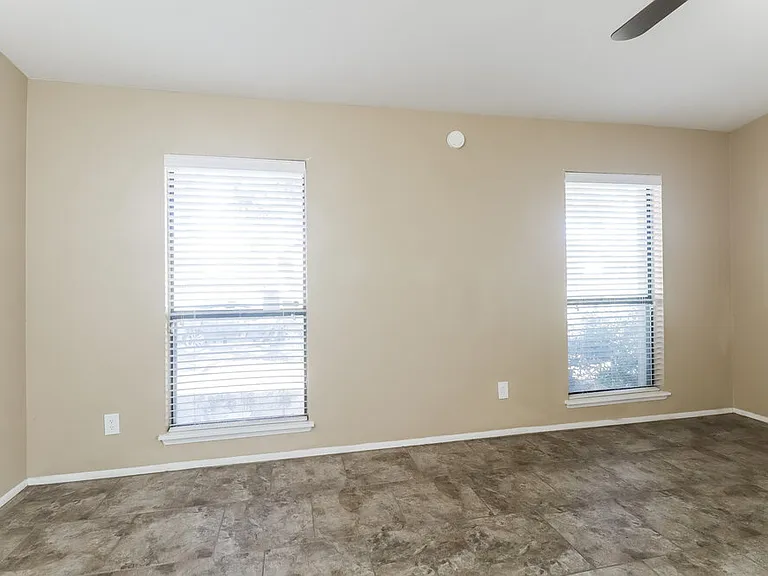 7522 Christie Ln — Photo 15