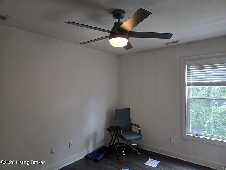 10325 Truman Way — Photo 32