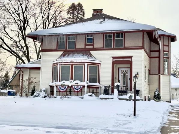 126 Prospect Ave, Waterloo, IA 50703