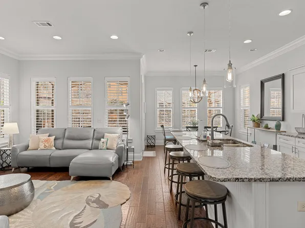 1964 Baytowne Loop, Miramar Beach, FL 32550