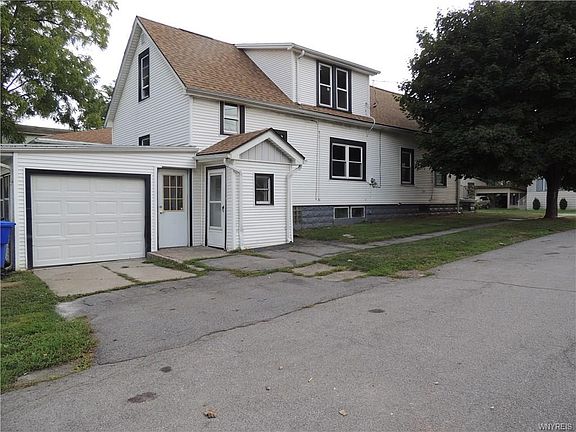 2nd image of 66 Summit Ave