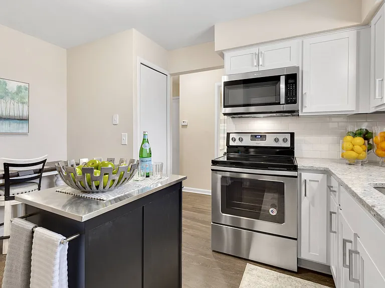 Northridge Townhomes and Apartments — Photo 7
