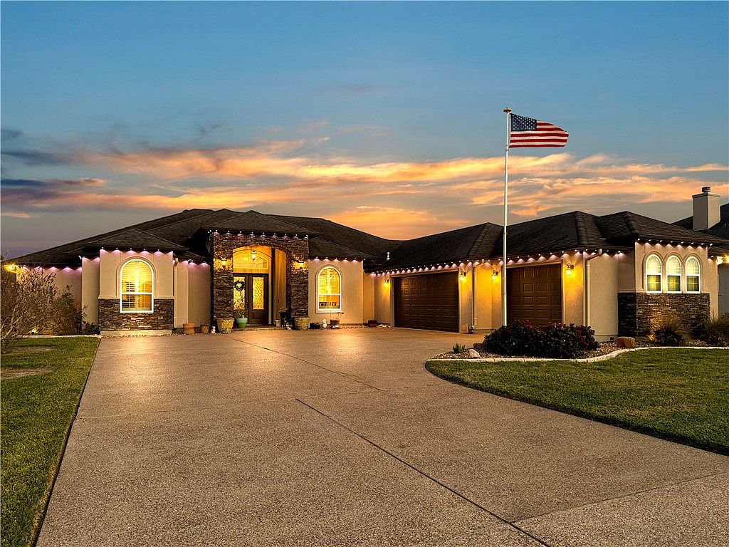 5410 Legends Dr, Corpus Christi, TX 78414 | MLS #470198 | Zillow