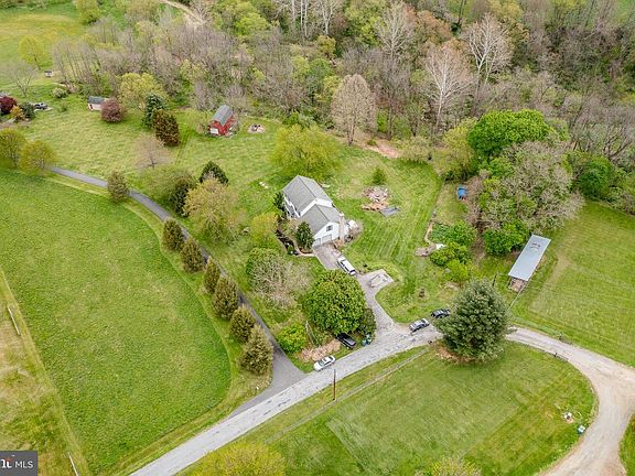 2nd image of 45 Latham Rd