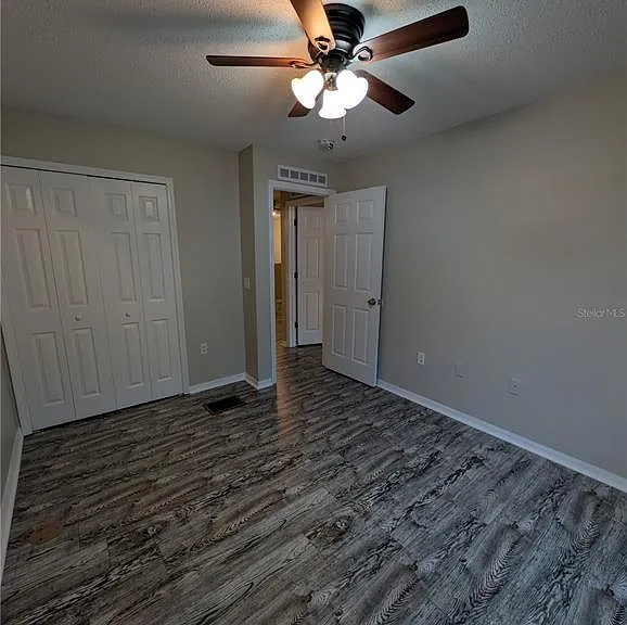 4630 Ashburn Square Dr — Photo 20