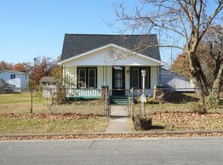 2118 N Saint Charles Ave, Joplin, MO 64801