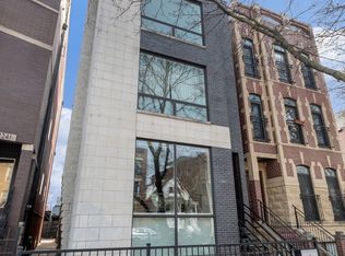 2243 W Roscoe St #3, Chicago, IL 60618