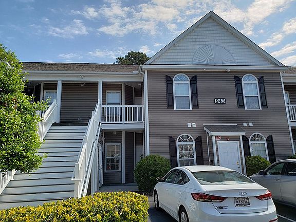 3rd image of 943 Algonquin Dr Unit F