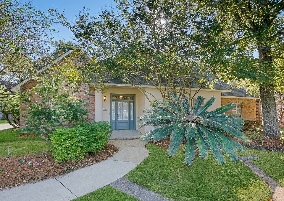 1st image of 16538 Jefferson Oaks Dr
