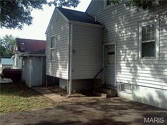 2nd image of 12 N 5th St
