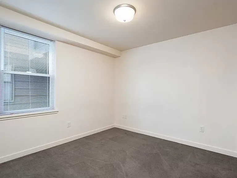 228 S Cottonwood Rd #108 — Photo 7