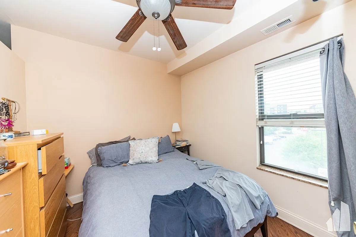 1 bed, 1.0 bath, $2,195 — Photo 4