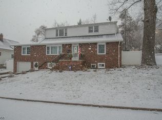 42 Prospect St, Hawthorne, NJ 07506