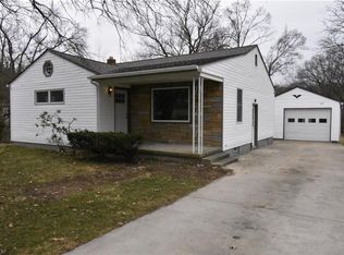 325 Scott St, Hubbard, OH 44425