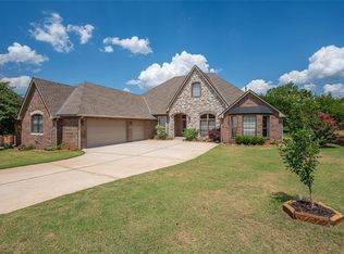 8484 E Belcaro Bnd, Edmond, OK 73034