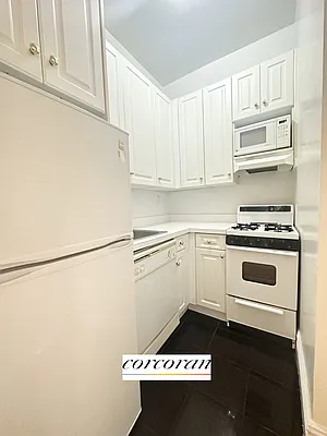 Rented by Corcoran | media 3