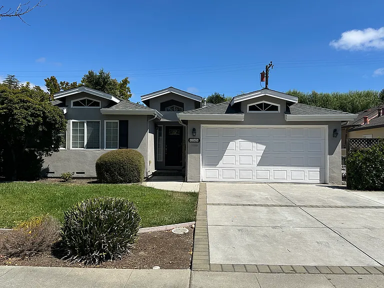 1045 W McKinley Ave — Photo 1