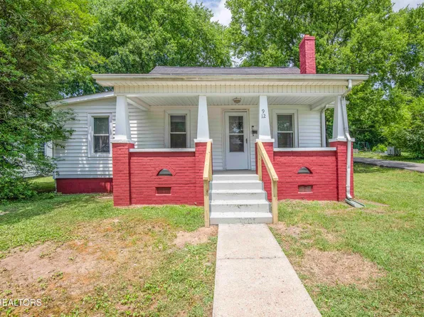 912 Medaris St, Clinton, TN 37716