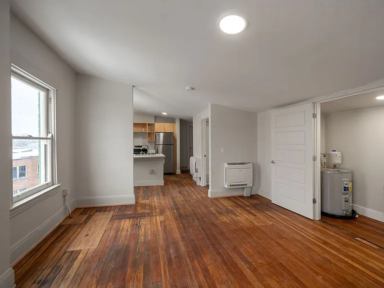 3570 Montgomery Rd — Photo 11