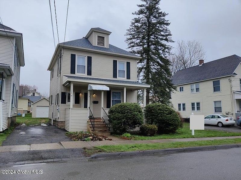 2nd image of 5 E Decker Street