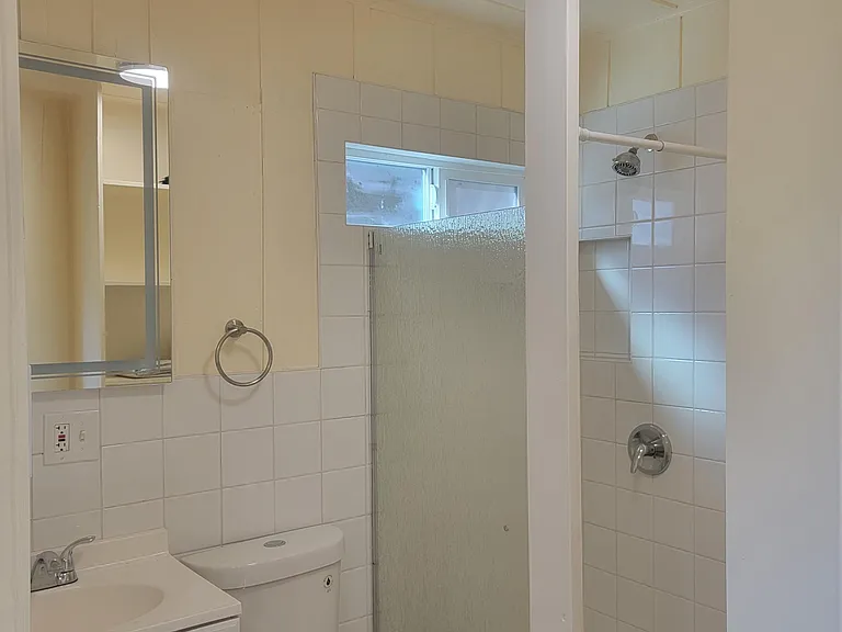Plus Area bathroom
