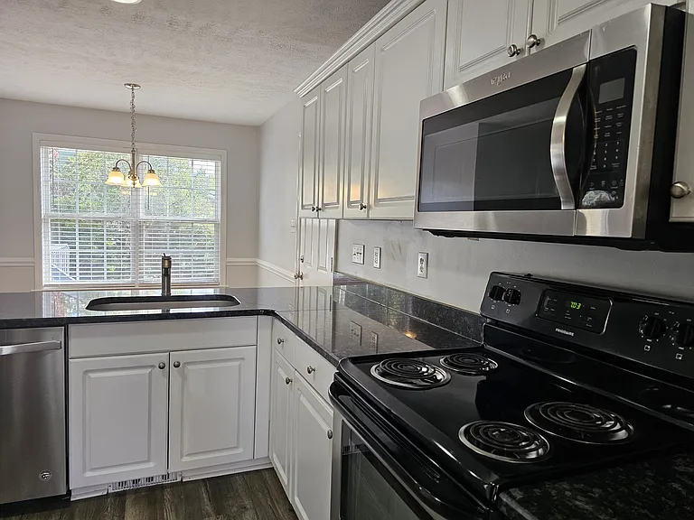 8535 English Saddle Dr — Photo 14