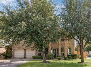 701 Crestwood Ln, Round Rock, TX 78665