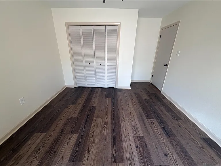 2419 Aubin Ln — Photo 10