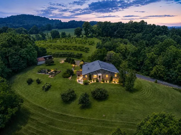 1661 Turner Spur Rd, Fancy Gap, VA 24328