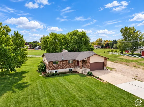 2129 W 2700 N, Farr West, UT 84404