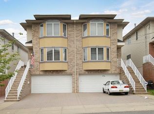 415 Henry St #A, Fairview, NJ 07022