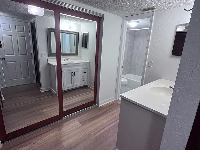 4900 38th Way S #103-D — Photo 19
