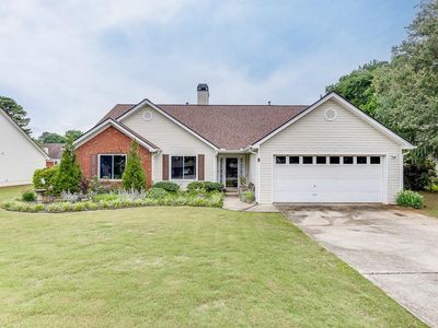 992 Harbins Pass Dr, Dacula, GA, 30019