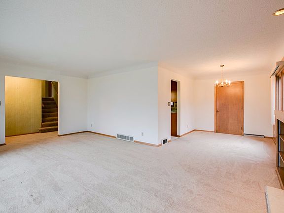4th image of 1803 Alta Vista Dr