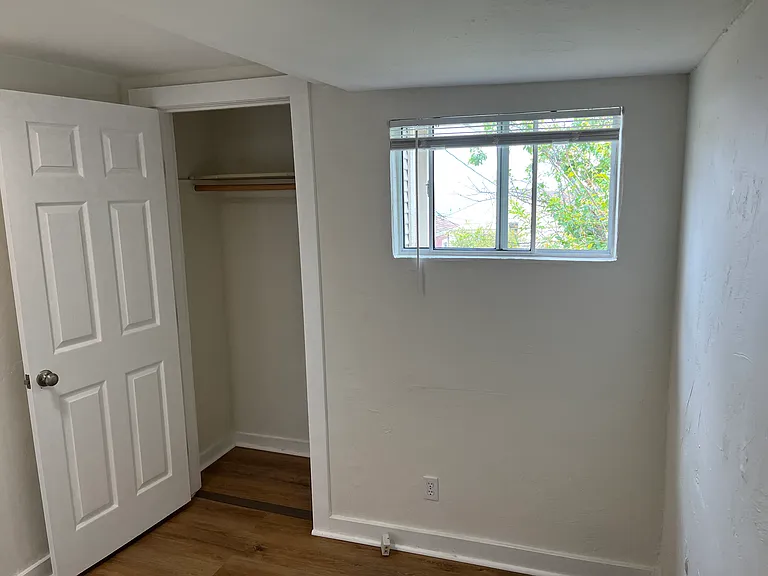 623 Hawthorne St — Photo 15