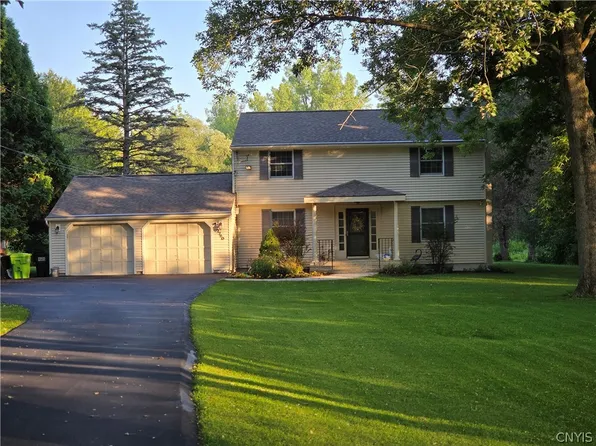 7790 McDermott Rd, Manlius, NY 13104
