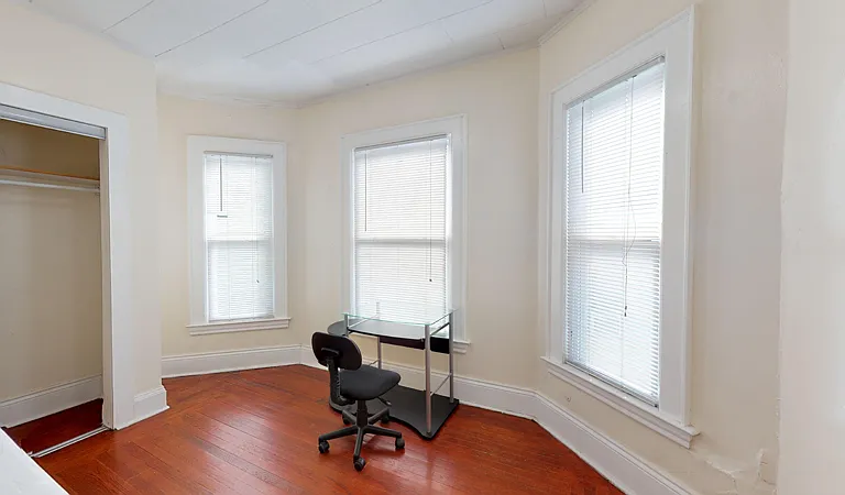 1318 Madison St — Photo 13