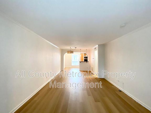 3rd image of 4520 Holland Ave APT 206