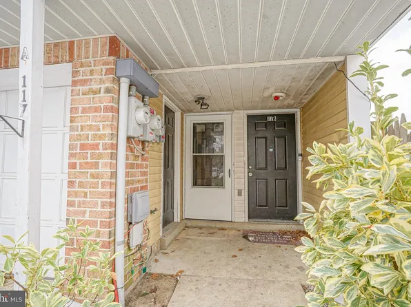 117 Chaucer Rd, Mount Laurel, NJ 08054