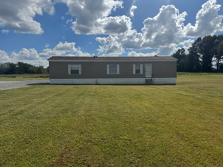 400 Sturgill Rd — Photo 2