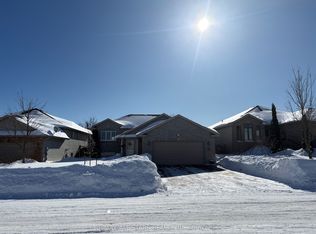 23 Fox Den Dr, Brighton, ON K0K1H0