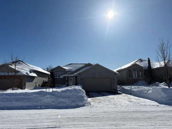 23 Fox Den Dr, Brighton, ON K0K 1H0