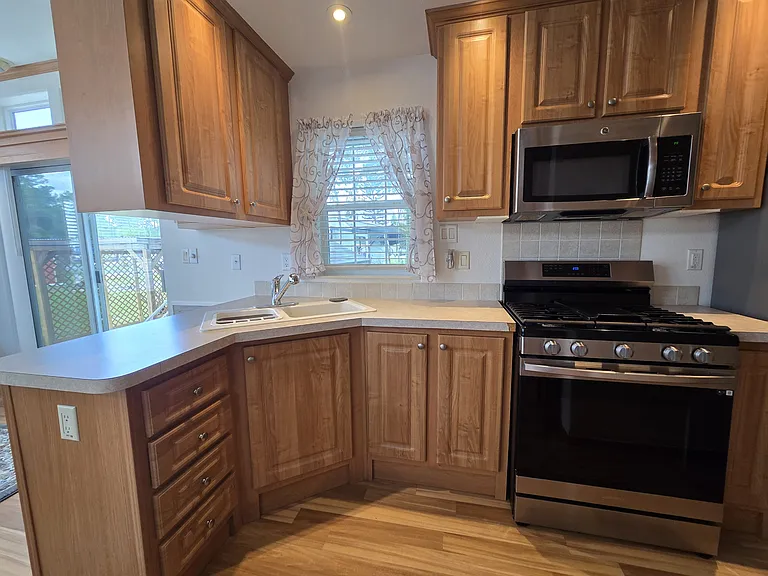 1377 Mainsail Ln — Photo 7