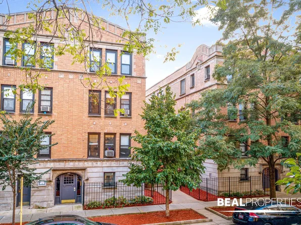 815-23 West Cornelia