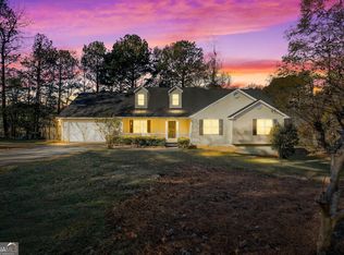 380 Country Lake Dr, McDonough, GA