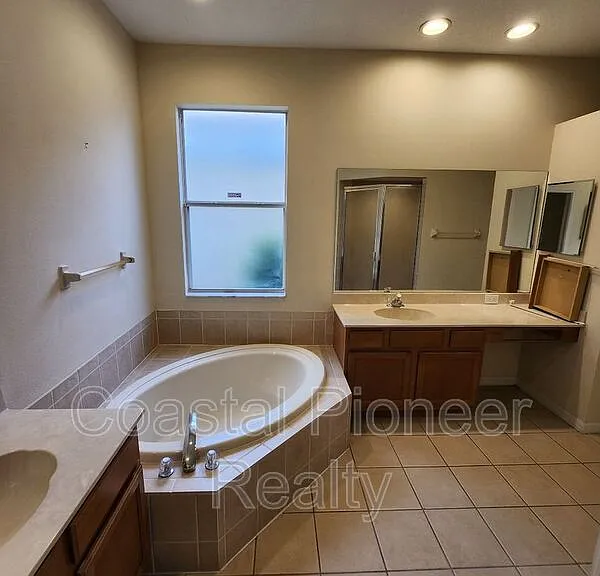 11614 Whiterook Ct — Photo 33