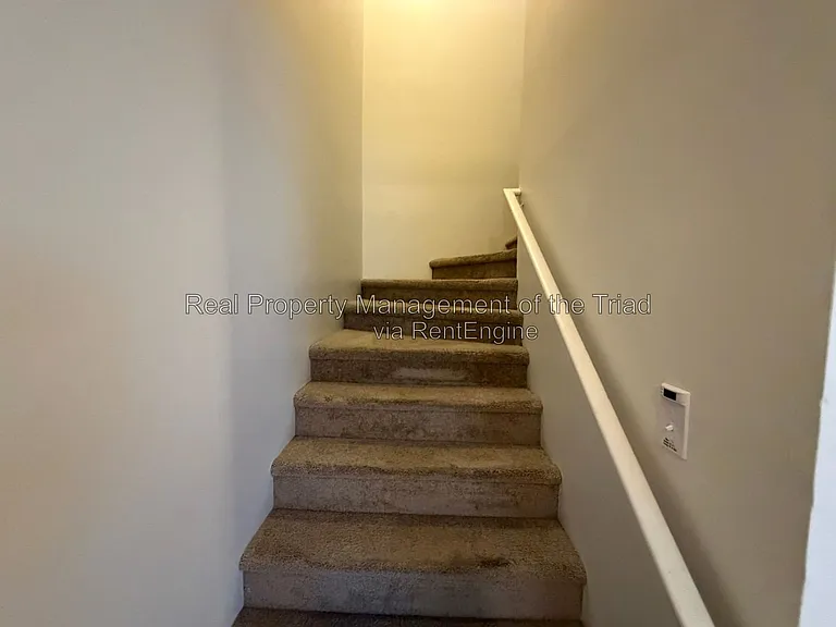 1500 Gatewood Ave #122 — Photo 8