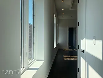 Rented by Rennit Inc.