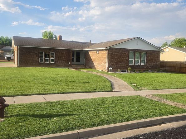 712 N Crestview Dr