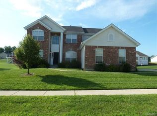3815 Riverside Pointe Dr, Florissant, MO 63034